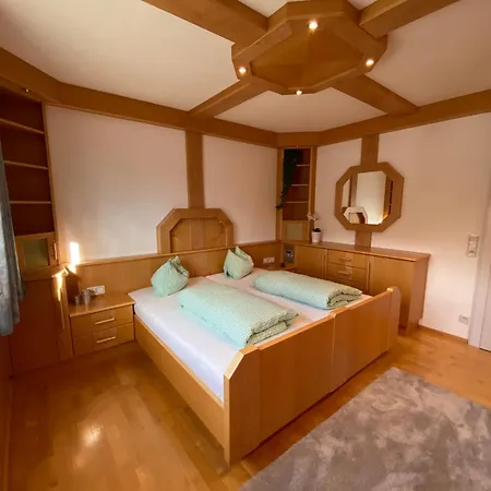 Schaiter - Ganzes Haus Mit Garten Und Gratis Parkplatz * Innsbruck