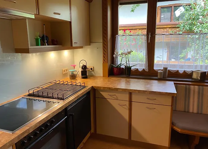 Schaiter - Ganzes Haus Mit Garten Und Gratis Parkplatz Appartement
