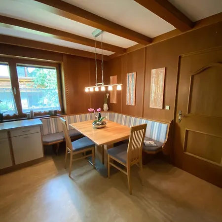 Schaiter - Ganzes Haus Mit Garten Und Gratis Parkplatz Apartmán *
